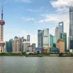 中國2025年GDP面臨風險：房地產危機與美國關稅壓力