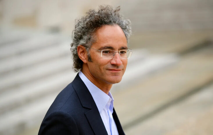 Palantir 2025年第二季度財報飆升，營收達10億美元，增長48%，並因人工智慧採用上調2025年展望