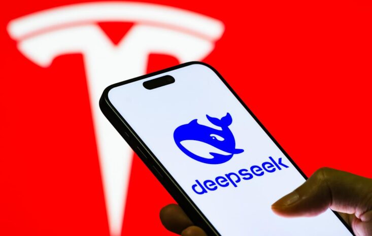 特斯拉推出結合DeepSeek與鬥寶的人工智慧車載語音助理，進軍中國市場