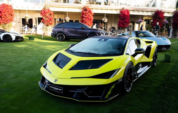 豪華汽車製造商面臨經濟與貿易挑戰影響2025年增長與盈利能力