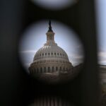 俄亥俄聯邦政府停擺：立即衝擊、經濟風險與政治僵局下的人道代價