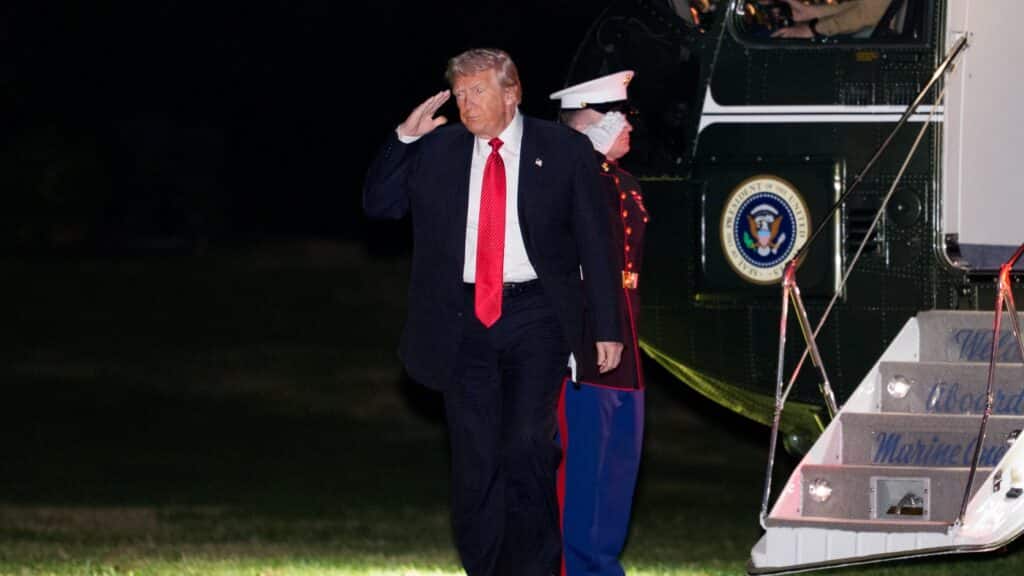 法官裁定：川普政府必須資助SNAP，同時紐約市選戰升溫