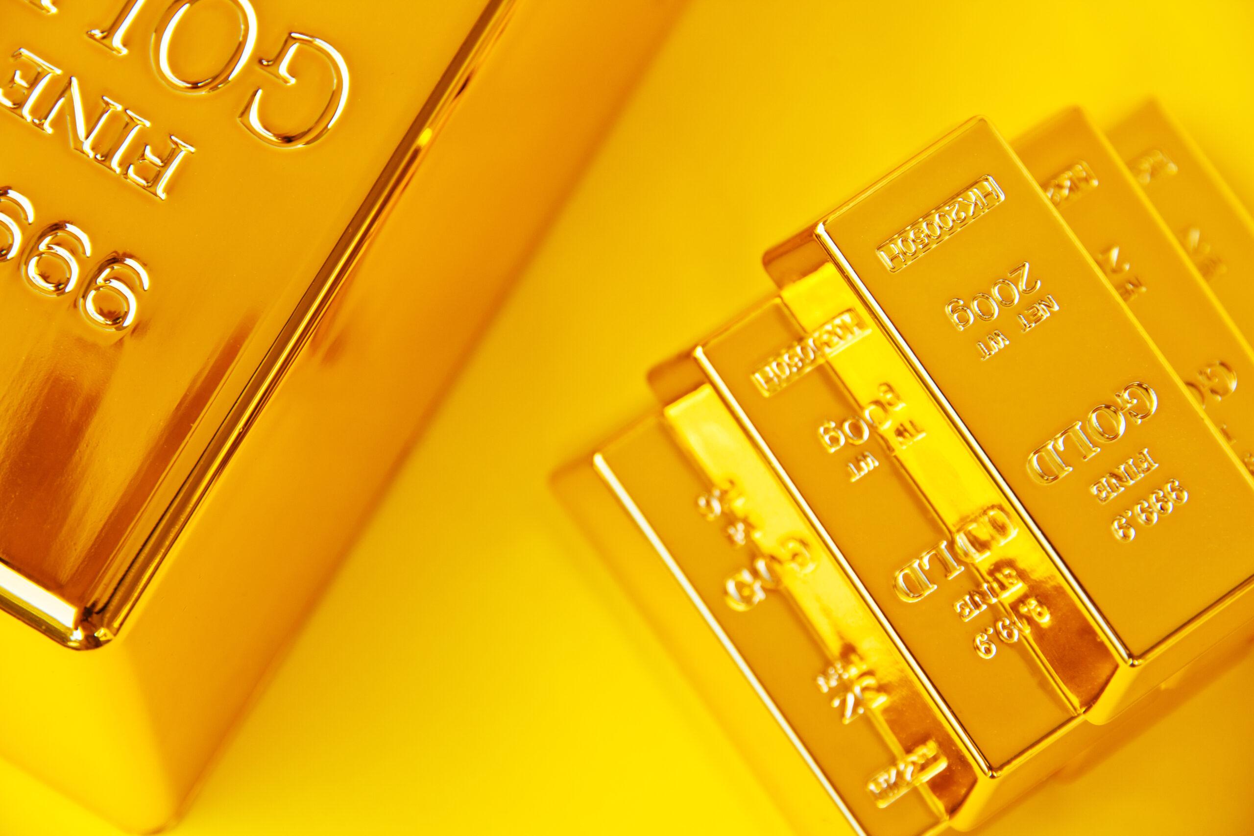 黃金跌破4100美元，鷹派聯準會言論削弱12月降息預期