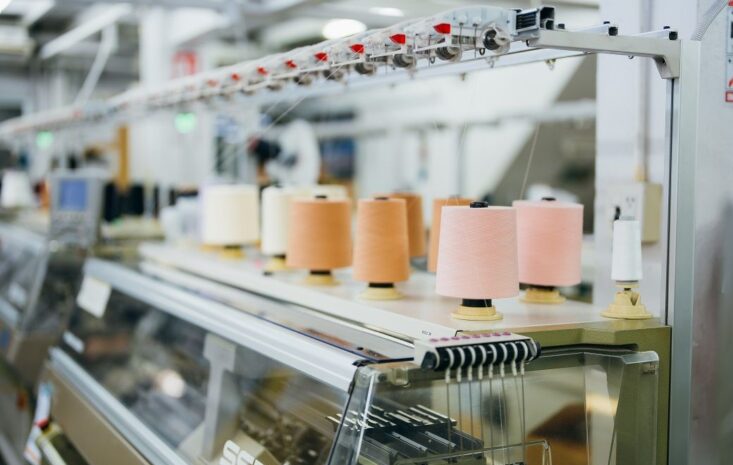 印度11月製造業PMI回落至56.6 美國關稅衝擊出口訂單