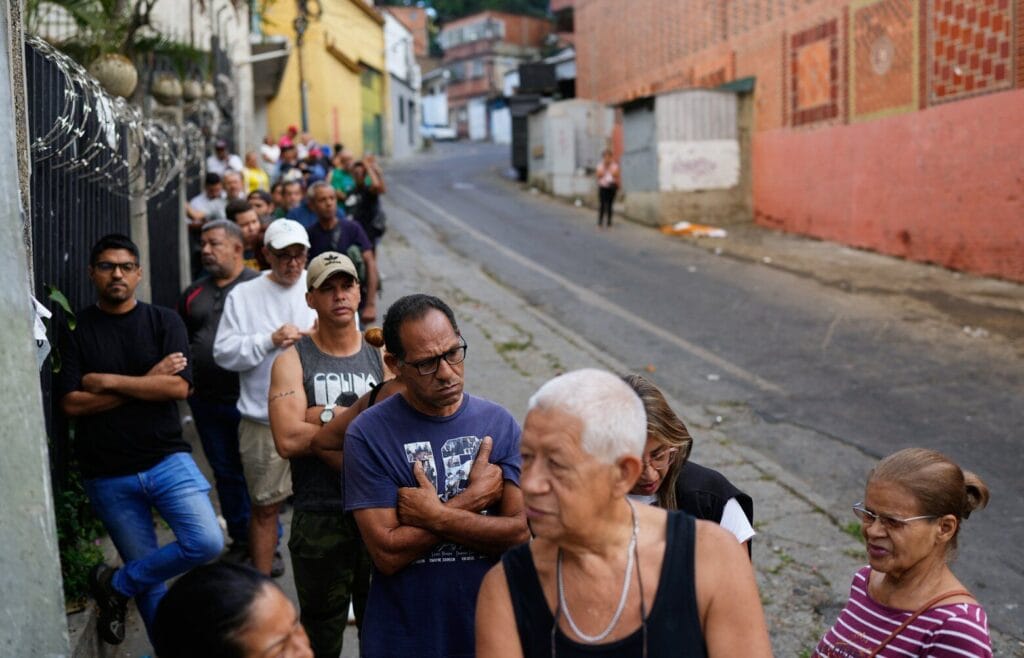 委內瑞拉面臨美國封鎖引發的經濟崩潰風暴