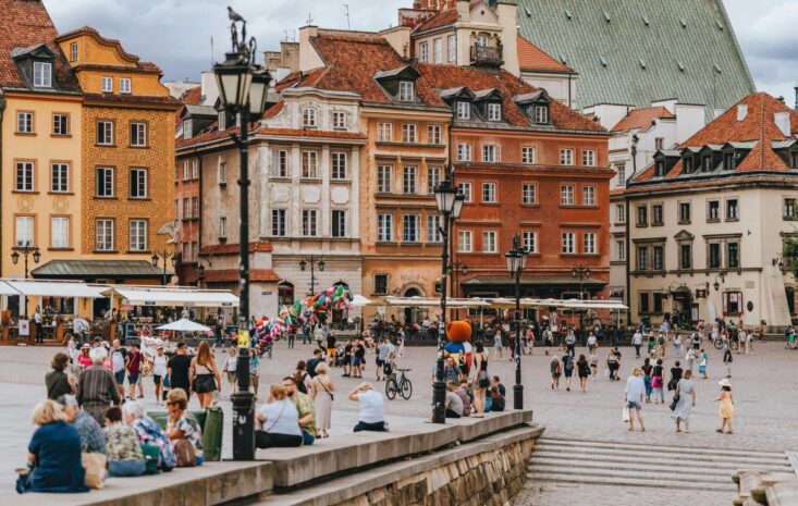 2024年美國總統大選最新動態：拜登和特朗普如何影響市場與經濟？