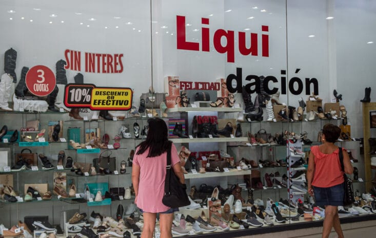 特朗普重返政治舞台：對2024總統競選與金融市場的深遠影響