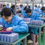 特朗普最新發言激起市場波瀾，美股和加密貨幣動盪背後的金融啟示