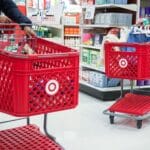 特朗普財經動態：近期市場影響與投資風險深入解析