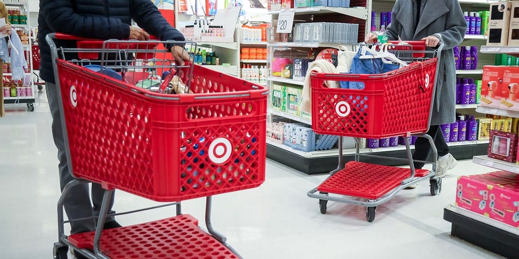 特朗普財經動態：近期市場影響與投資風險深入解析