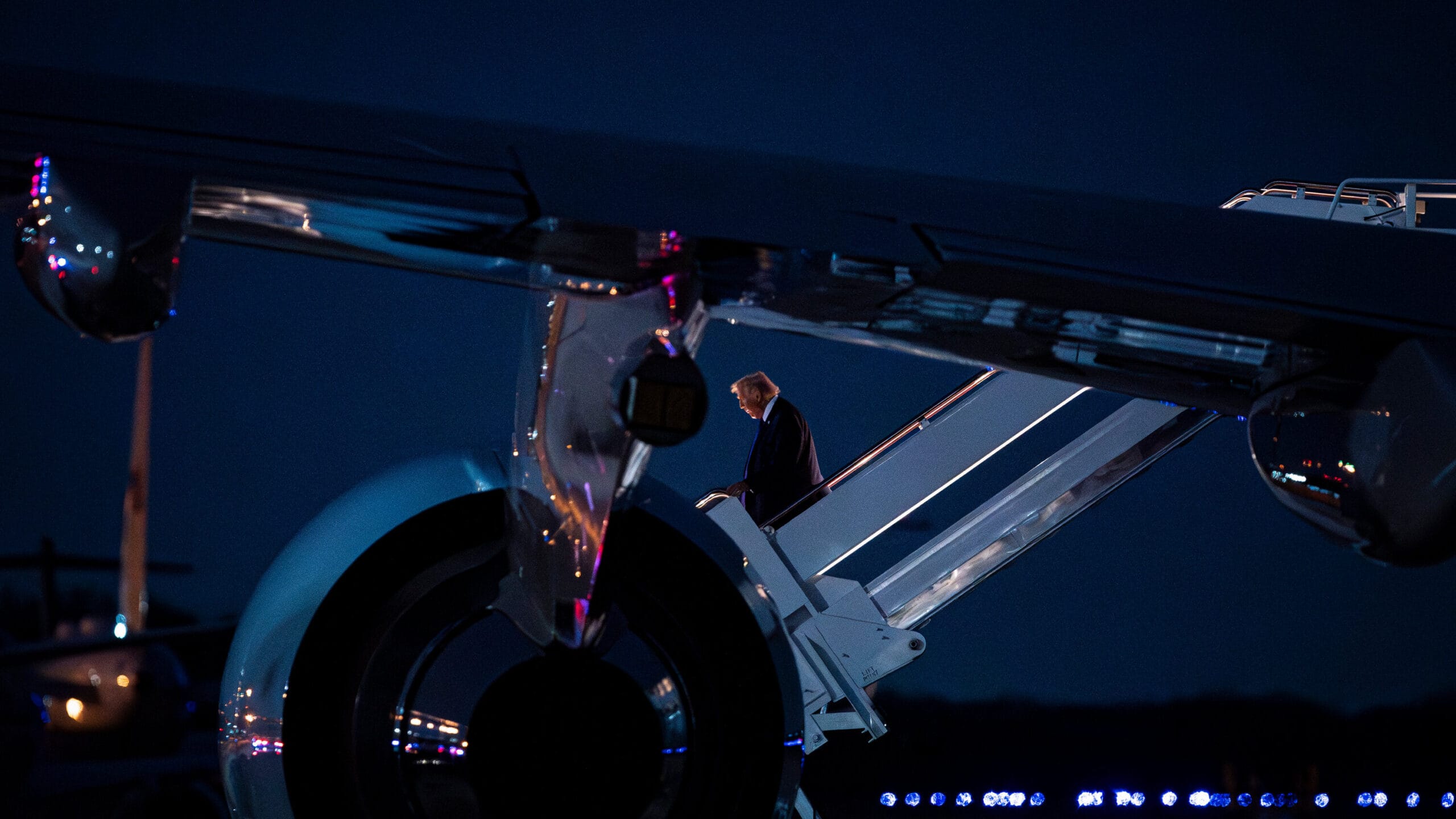 美國股市近期波動分析：科技股與能源股的雙重挑戰