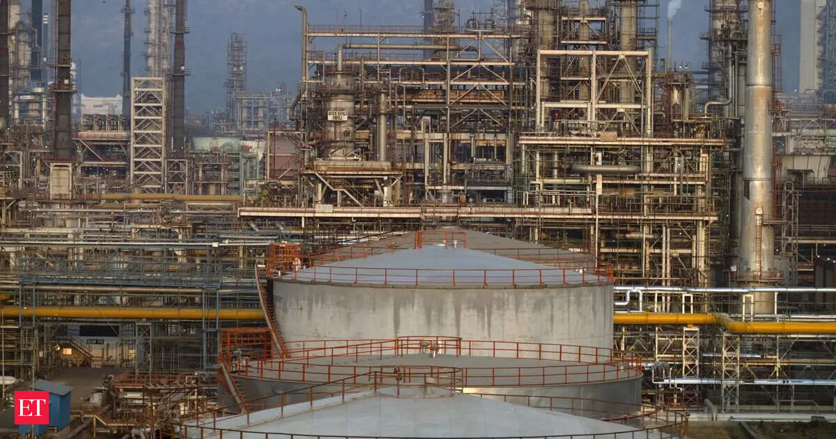 IEA動用超過4.11億桶緊急儲備 上市油價與市場會怎麼反應