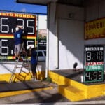 霍爾木茲海峽僵局延燒至第24天：燃料價格全球飆升，供應鏈與央行前景受考驗