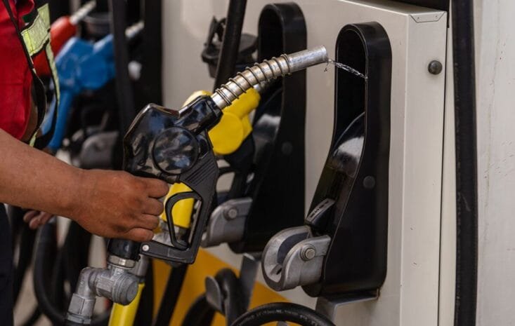 伊朗戰爭干擾美國春季房市動能，利率穩定與庫存增長成關鍵焦點