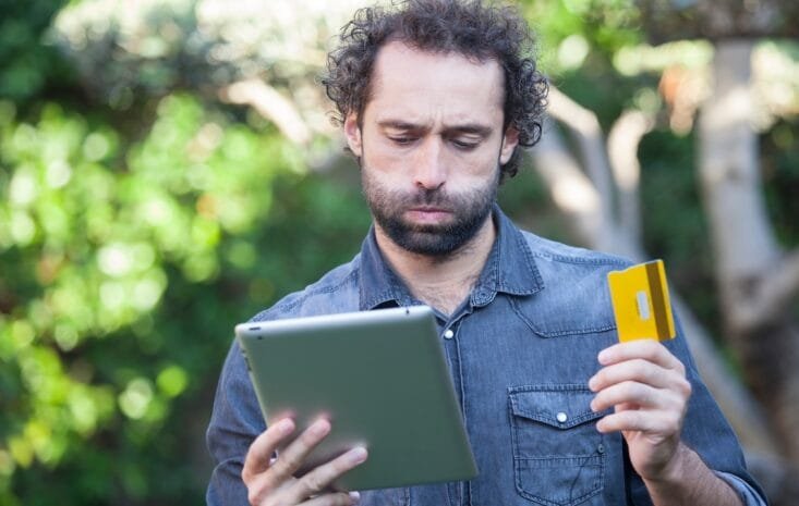 美國消費者信心創歷史新低：通脹、伊朗戰爭與企業附加費夾擊下的經濟憂慮