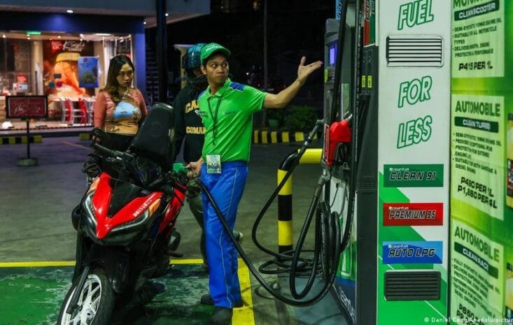 燃油價格飆升！各國政府加碼減稅補貼與調查應對伊朗戰爭衝擊