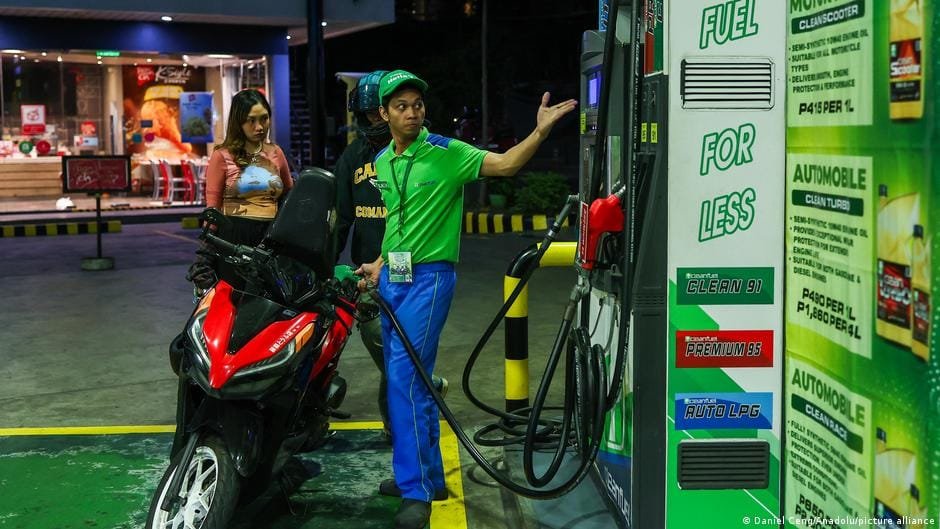 燃油價格飆升！各國政府加碼減稅補貼與調查應對伊朗戰爭衝擊