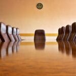 美國CEO信心略回升，經濟展望仍顯謹慎｜企業領袖觀望未來挑戰